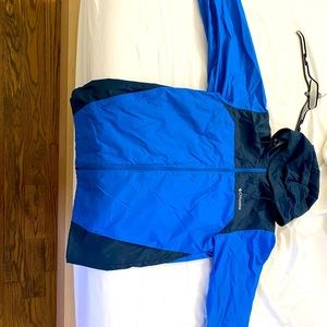 Men’s Small Blue and Navy Columbia windbreaker rain jacket